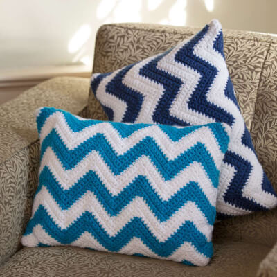 Red Heart Pillow pair Free Zig Zag Crochet Pattern by Yarnspirations