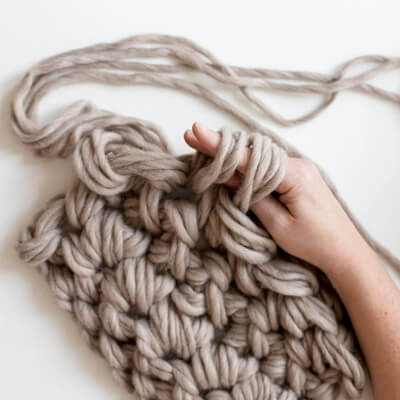 how to hand crochet