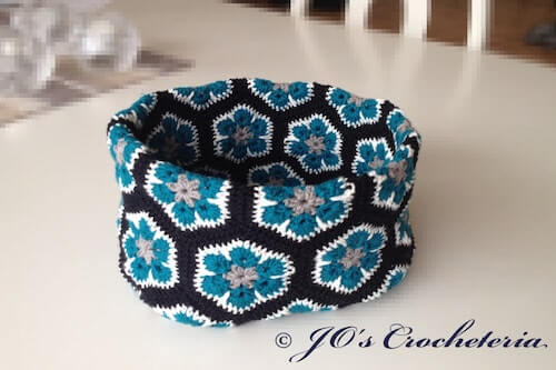 African Flower Bowl Crochet Pattern by Jo's Crocheteria