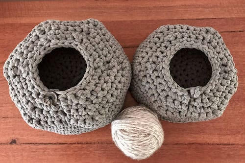 Yarn Bowl Crochet Pattern by The Cosy Castle