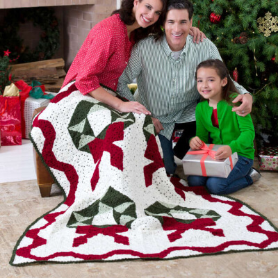 Crochet Christmas Wreath Throw Pattern by Red Heart