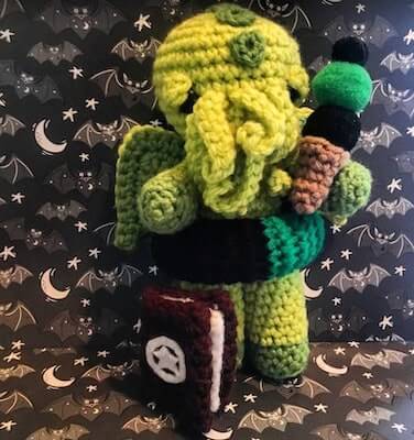 Cthulhu Amigurumi Pattern by Outlaw Heart Creations
