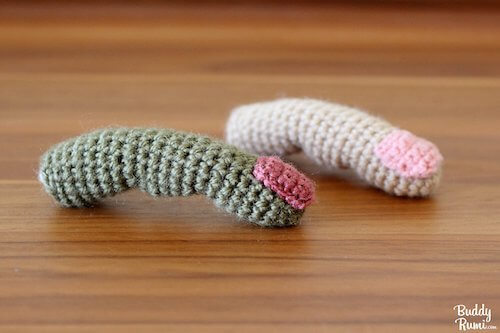 Crochet Amigurumi Zombie Fingers by Buddy Rumi