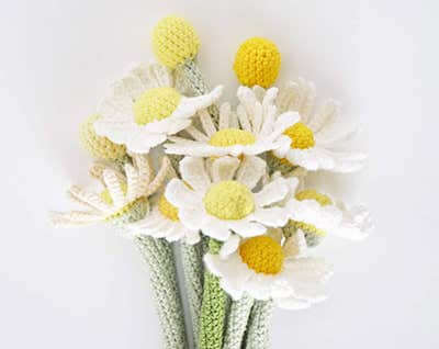 Crochet Chamomile Bouquet Pattern by Crochet Objet