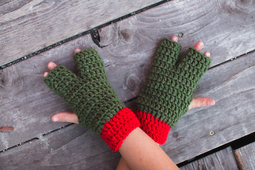 Crochet Ninja Turtles Gloves Pattern by Wanita Legacy-Sabin