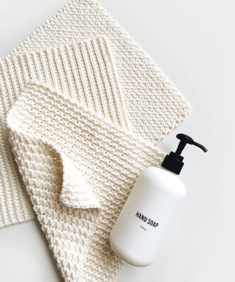 Crochet Washcloths by De Brosse NYC