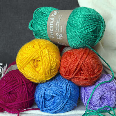 worsted crochet yarn for crocheting