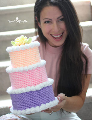 Crochet Birthday Cake by Repeat Crafter Me