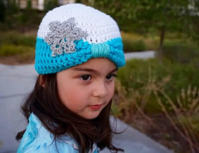 Queen Elsa Beanie Crochet Pattern by The Cozy Castle