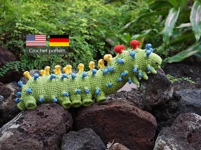 Cecropia Moth Caterpillar Crochet Pattern by Kabelbinder
