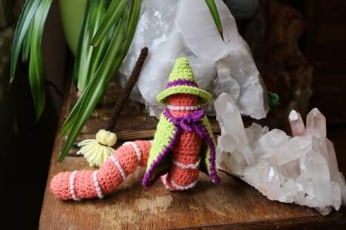 Crochet Amigurumi Worm Pattern by Happy Crochet Lady