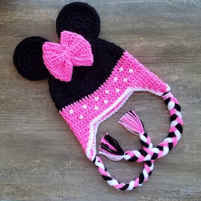 Crochet Minnie Mouse Hat Pattern by My Hookupz