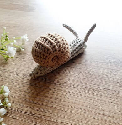 Edward, The Snail Amigurumi Pattern by Critter Stitch Designs