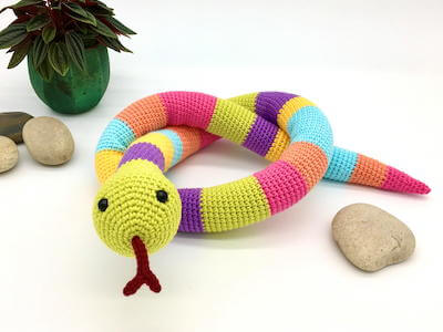 Free Crochet Snake Pattern by Cuddly Stitches Craft