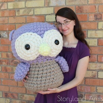 Giant Owl Crochet Pattern by Storyland Amis