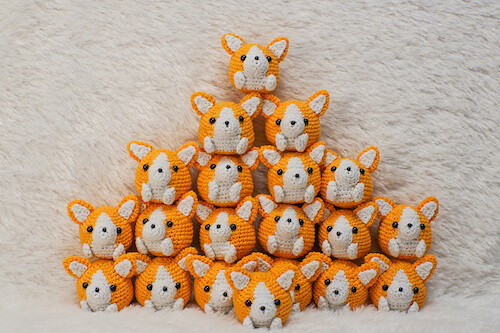 Mini Corgi Amigurumi Crochet Pattern by Lenn's Craft