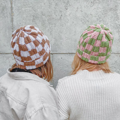 Simple Checker Free Crochet Ribbed Beanie Pattern by Hayhay Crochet