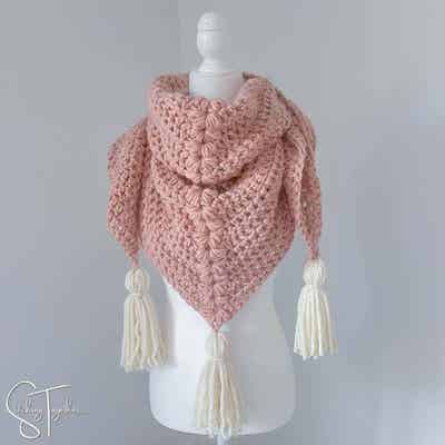Collins Chunky Triangle Scarf Crochet Pattern by Stitching Together