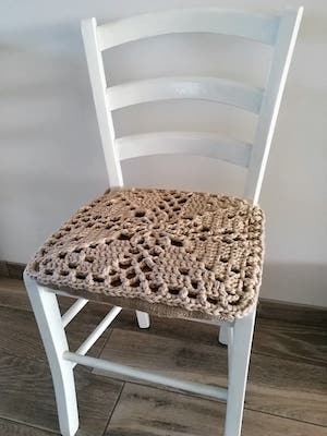 Crochet Chair Cover Pattern by Jola's Patterns