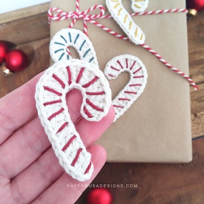 Crochet Christmas Candy Cane Appliques by Raffamusa Designs