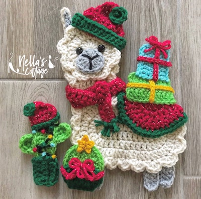 Crochet Christmas Llama Applique Pattern by Nella's Cottage