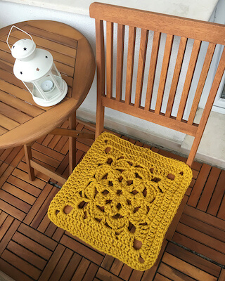 Crochet Flower Chair Cover Pattern by Ana D