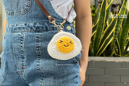Crochet Fried Egg Mini Bag Pattern by Duong Nguyen