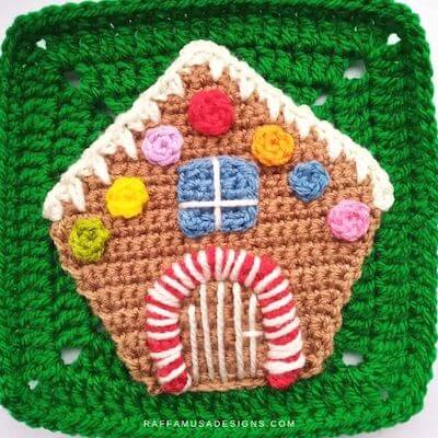 Crochet Gingerbread House Ornament Applique Pattern by Raffamusa Designs