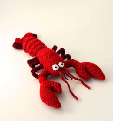 Crochet Lobster Pattern by Vliegende Hollander