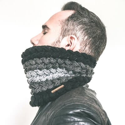 Mens Cowl Crochet Patterns | Spruce Up The Winter Outfits