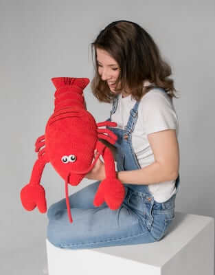 Lobster Crochet Pattern by Gennadi Shop