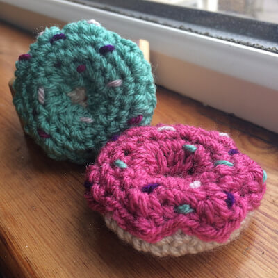 Mini Donuts Cat Toy Crochet Pattern by Melissa's Crochet Patterns