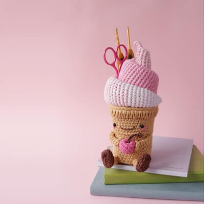Crochet Carlotta Hook Holder Ice Cream Pattern by Irene Strange