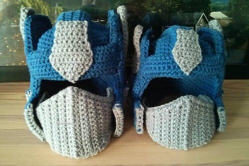 20 Crochet Helmet Patterns Crochet Optimus Prime Helmet Pattern by Kirsten D
