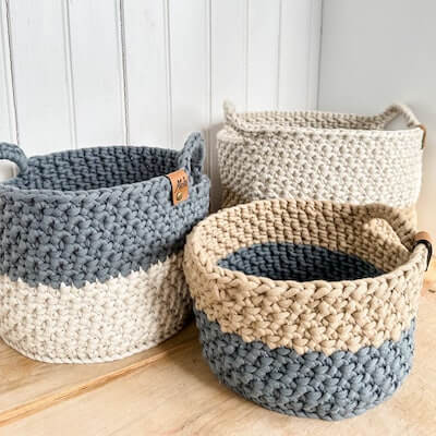 Two-toned nesting baskets crochet pattern by MJs Off The Hook Designs