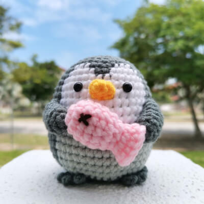Baby Penguin Amigurumi Crochet Pattern by DayDreamingMaker