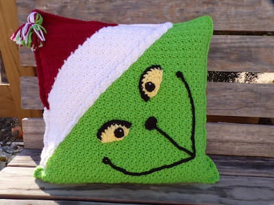 The Christmas Thief Pillow Crochet Pattern Southern Gals Crochet