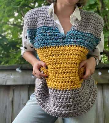 Chunky Crochet Sweater Vest Pattern by Carroway Crochet