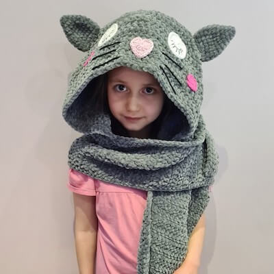 Free Crochet Cat Scarf Pattern by Hobbii