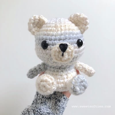 Peyton, The Polar Bear Amigurumi Pattern by Sweet Softies