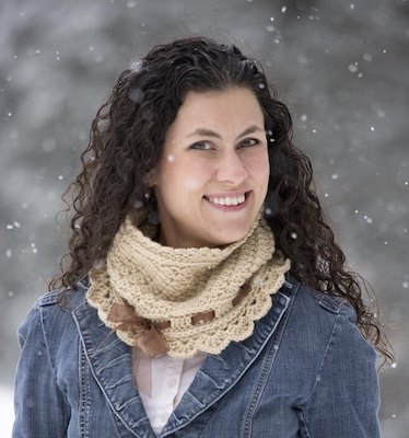 Ribbons And Grace Neck Warmer Crochet Pattern by Kirsten Holloway