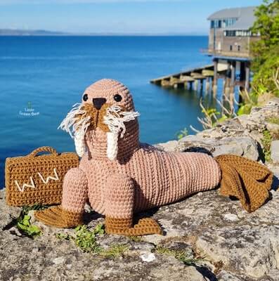 Wally, The Walrus Crochet Pattern by Little Green Bear Shop