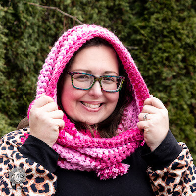 Wednesday-Inspired Crochet Snood Free Pattern by The Loopy Lamb