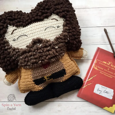 Ragdoll Hagrid Free Crochet Pattern by Spin a Yarn Crochet