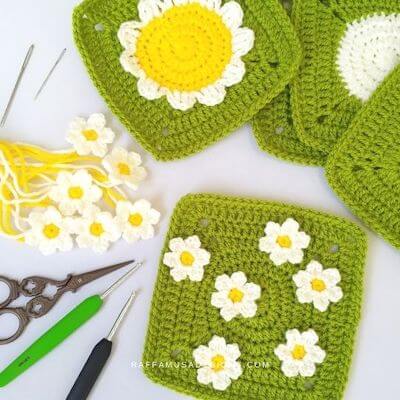Crochet Daisy Flower Appliques Pattern by Raffamusa Designs