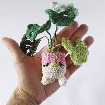 Monstera Mon Crochet Pattern by Twins Design