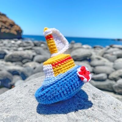 Crochet Sailboat Pattern by Zazoolia