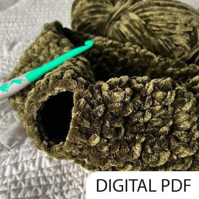 Crochet Medium Snake Hide Pattern by Dominos Craft Corner