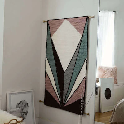 Deco Crochet Tapestry Pattern by Yarnspirations