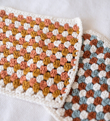 Easy Beginner Granny Stitch Crochet Dishcloth Pattern by WoodsandWoolShop